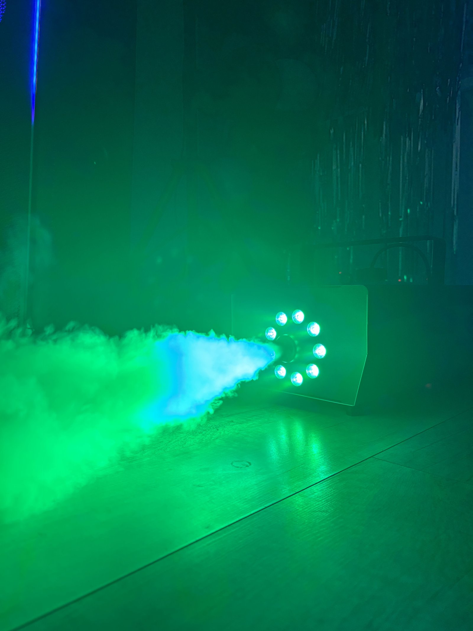 Wytwornica dymu LED - wypożyczalnia Trójmiasto