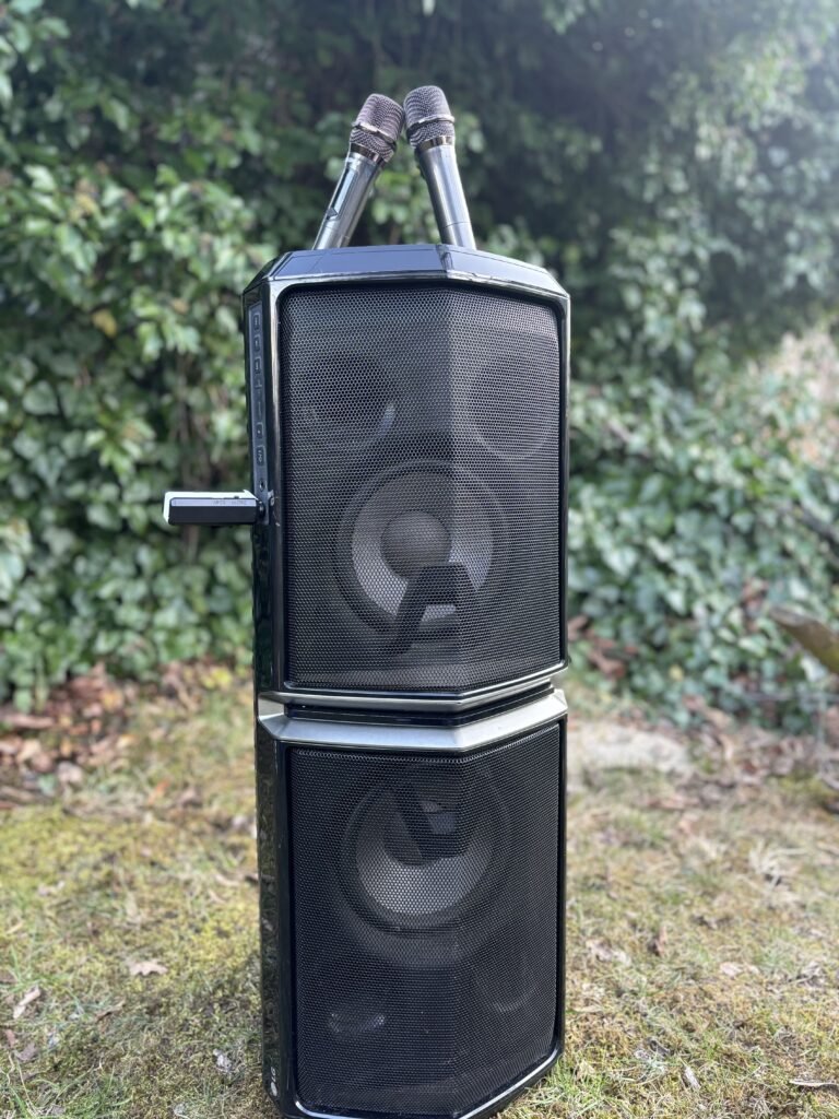 LG XBOOM FH6 z mikrofonami karaoke