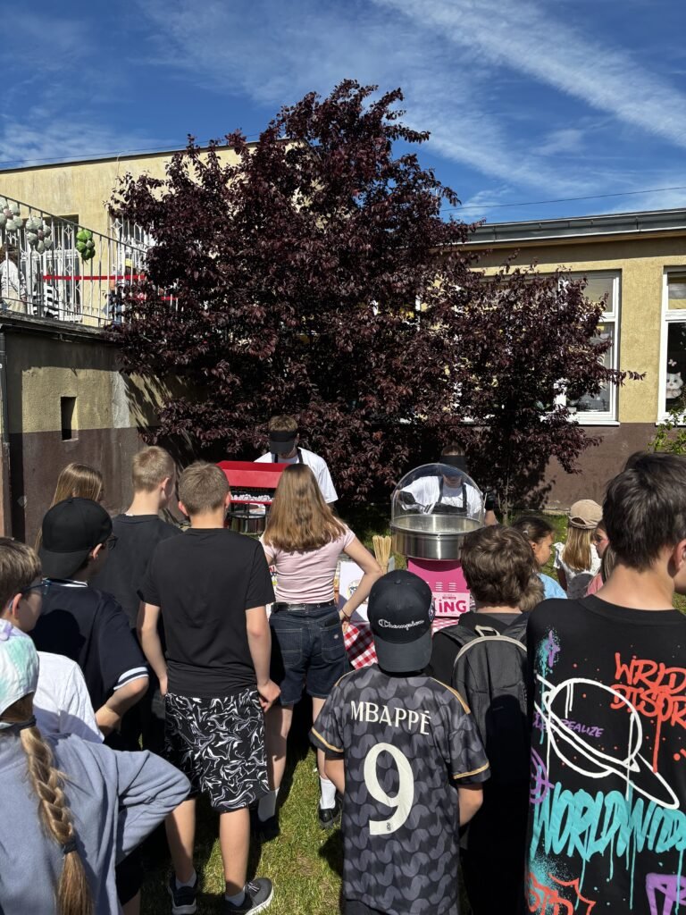 Wata cukrowa na festynie